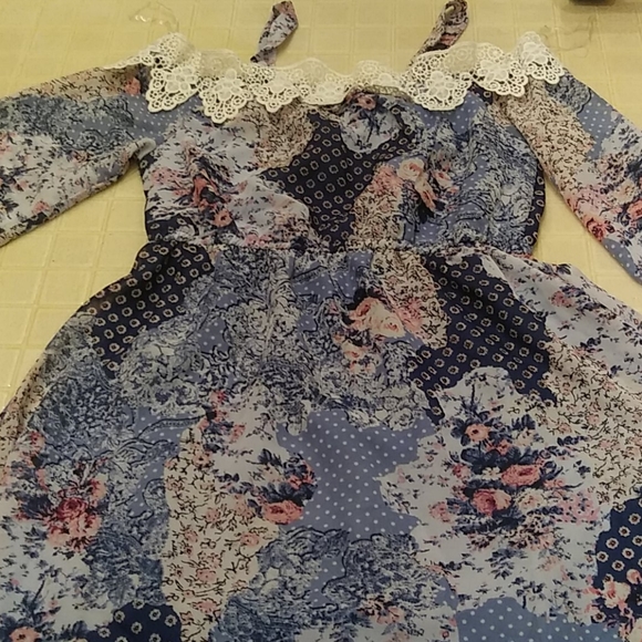 Dress - Picture 1 of 1